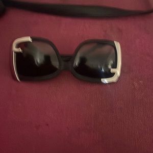 Fendi sunglasses woman’s